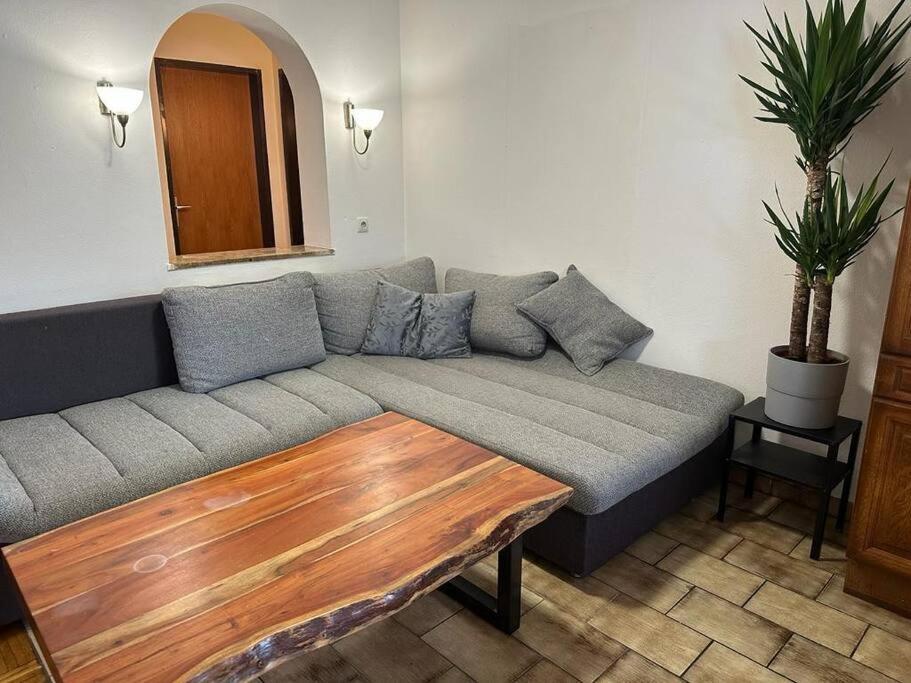 אימסט Geraeumige Rustikale Tiroler Wohnung 1-8 Personen מראה חיצוני תמונה
